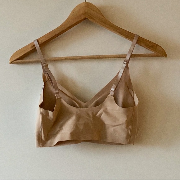 🤎 Invisibles Convertible Bra, Size S - Picture 4 of 7